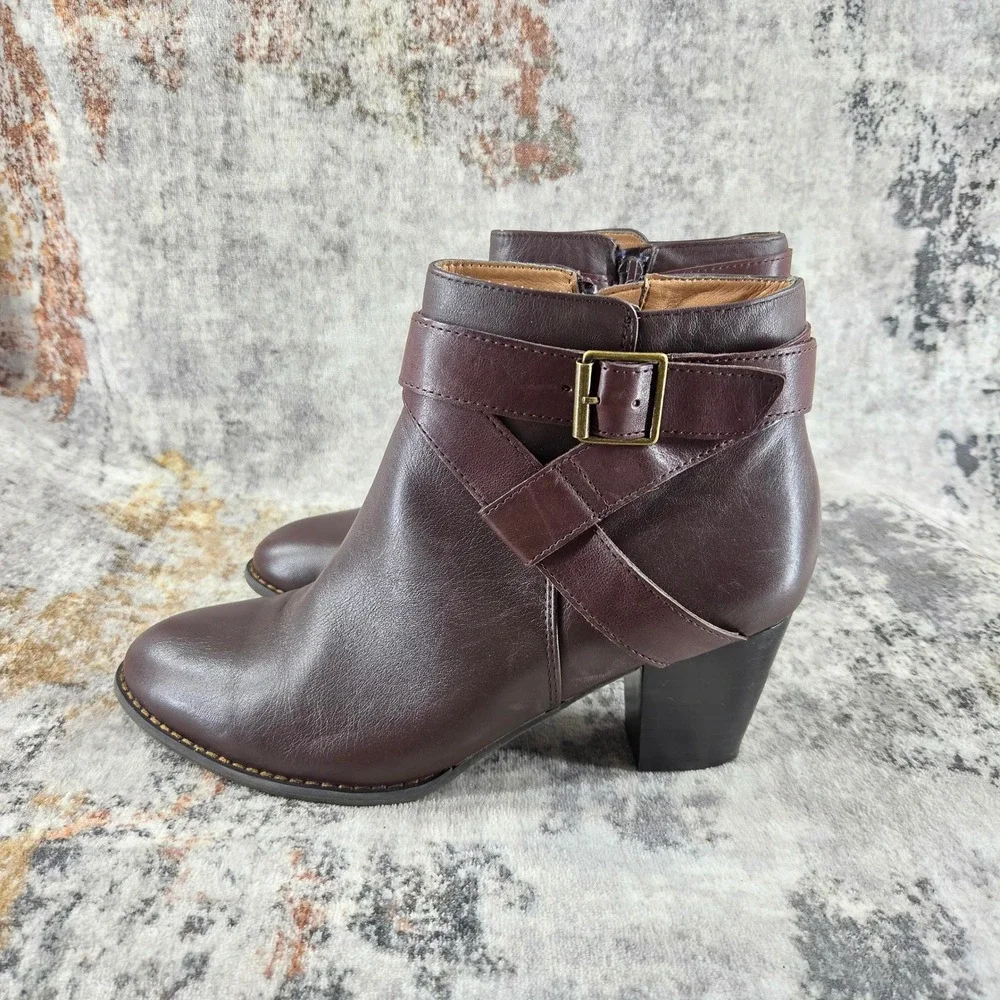 Vionic Upright Trinity Ankle Boots Womens 10 Dark Brown Leather Buckle Strap